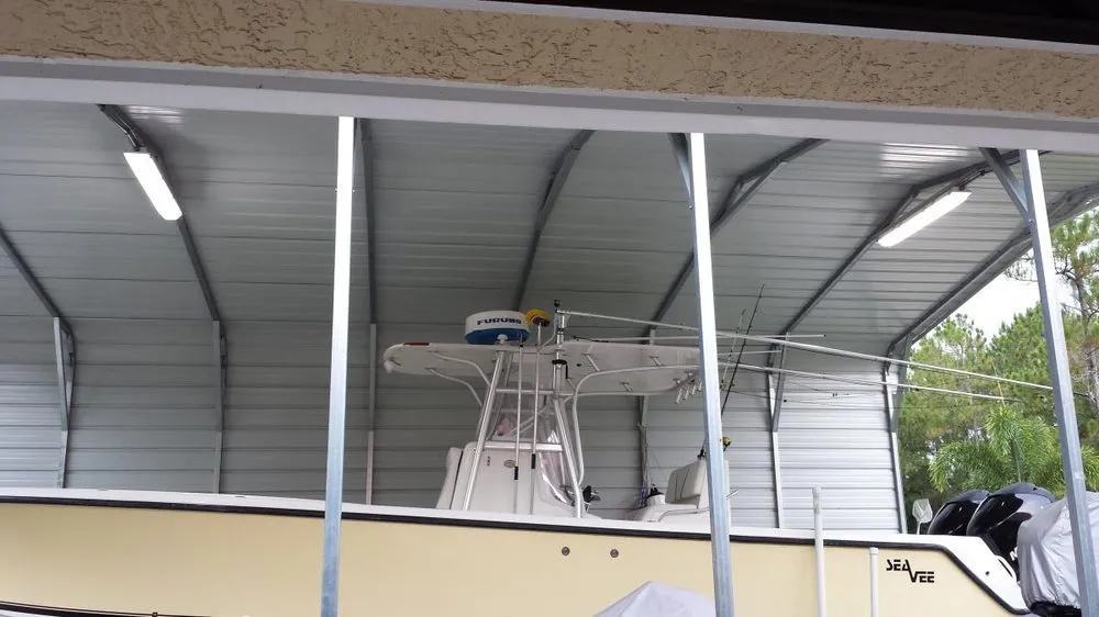 Reliable electrician providing circuit breaker repair in , 