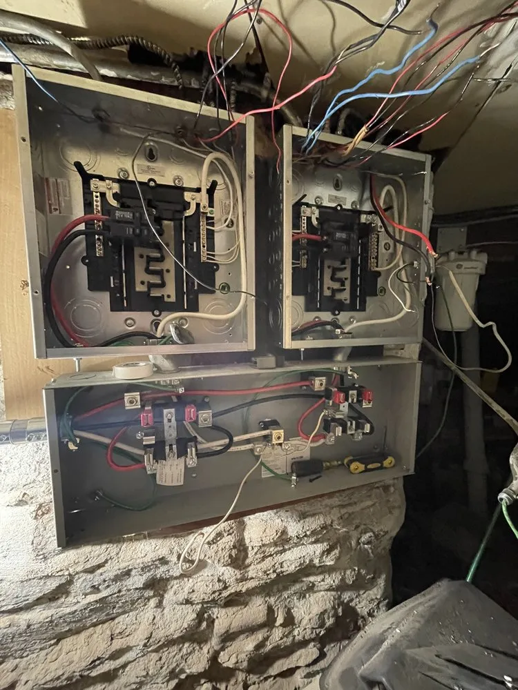 Slide of Roldan Electric & Plumbing Services