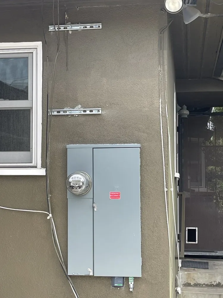 Slide of Roman's Electric