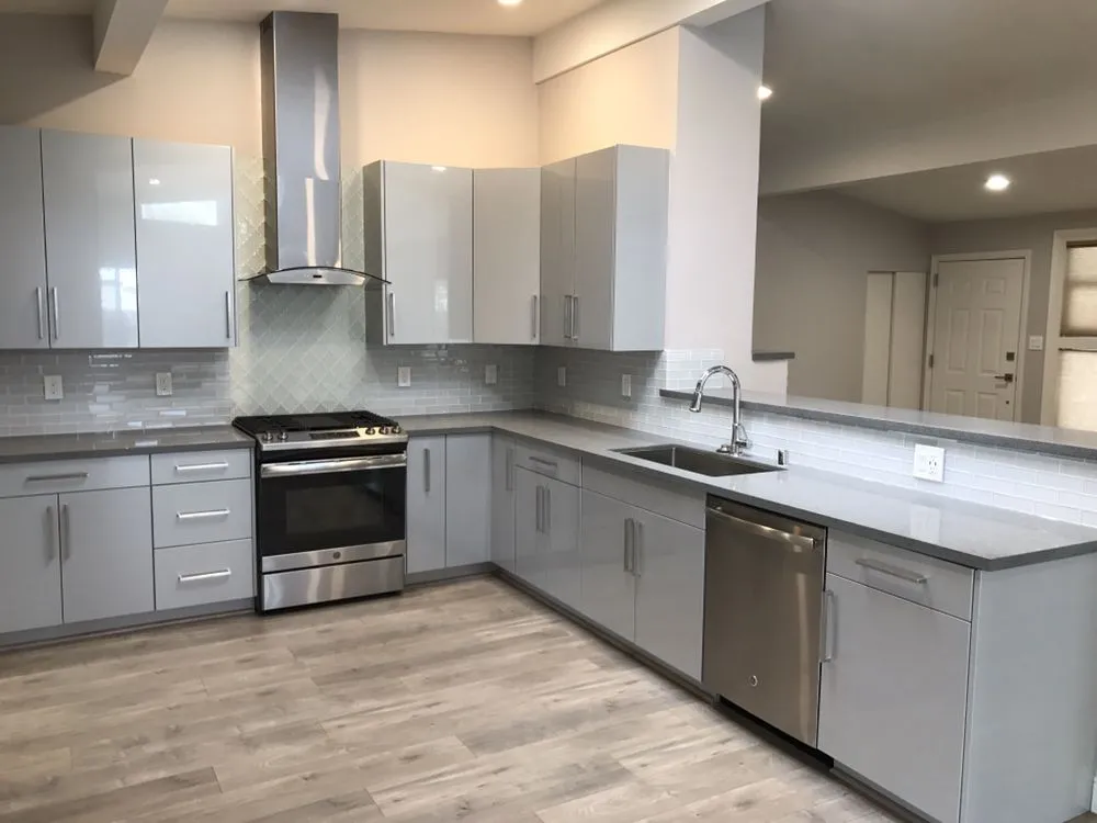 Slide of Romeo Construction