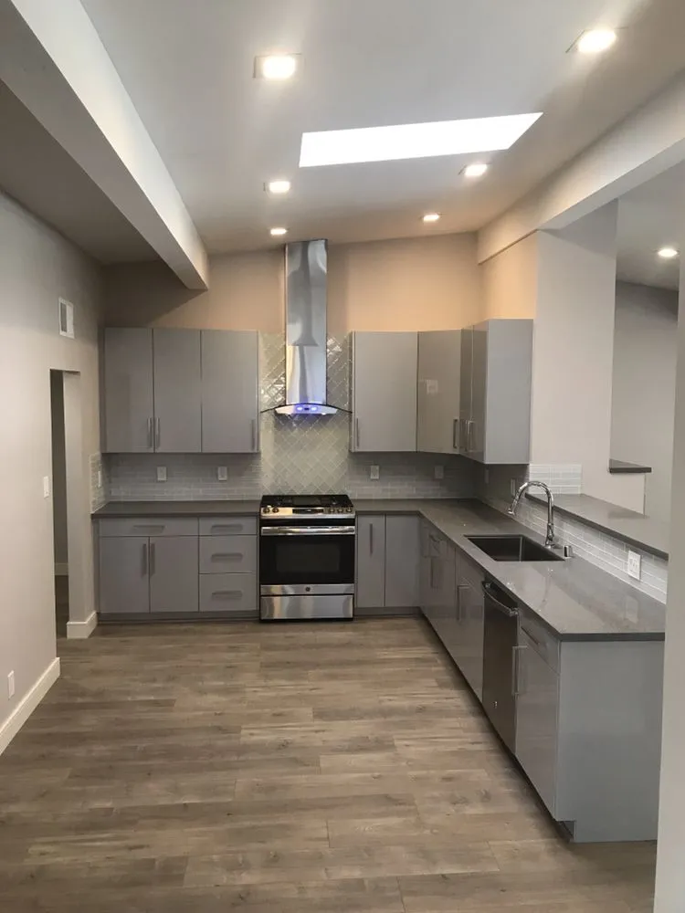 Slide of Romeo Construction