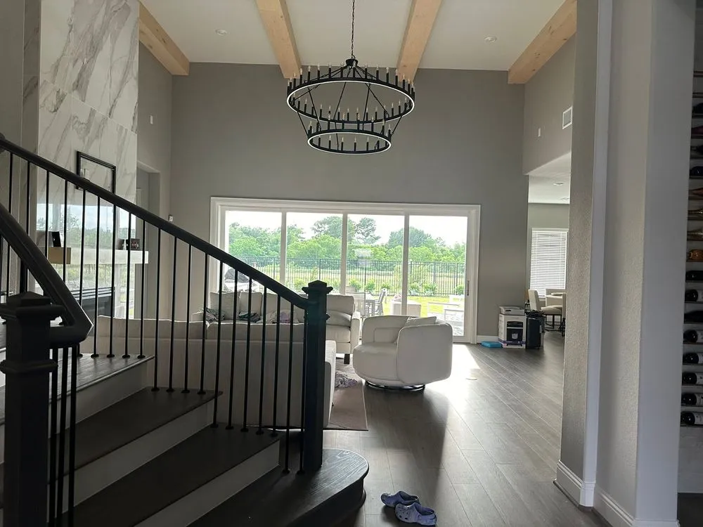 Slide of Romero Bustamante Electrical