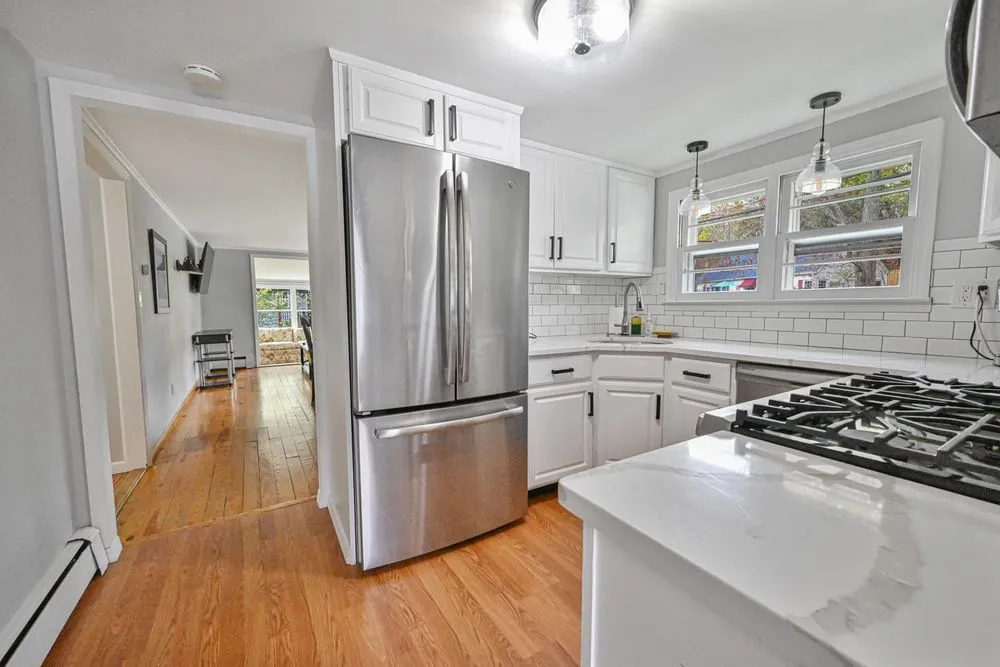 Slide of Romero Contracting Services