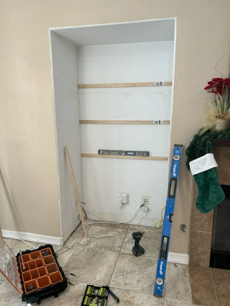 Certified electrical service for homes in lighting installation,  by 