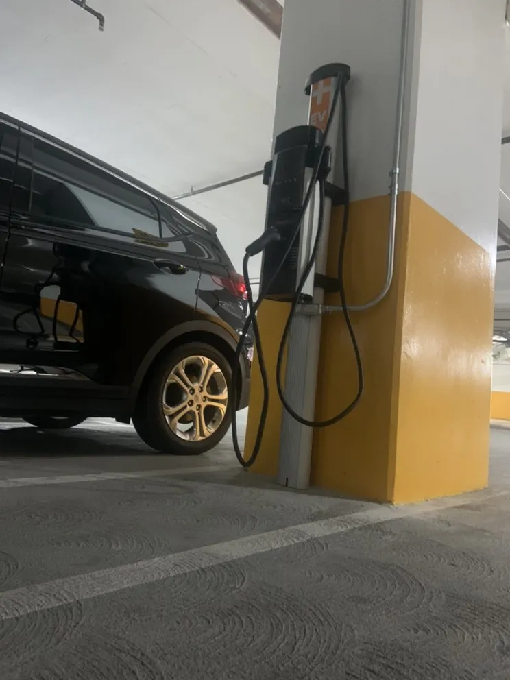 Licensed outlet and switch repair service in ,  - Romo Electrical Technologies