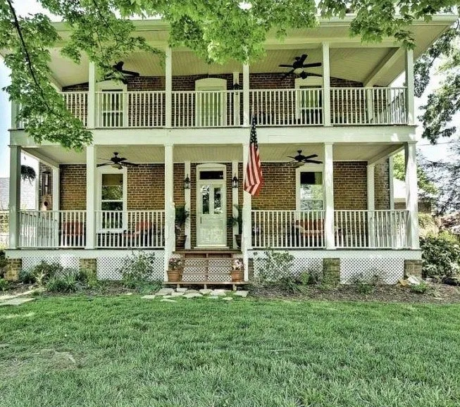 Slide of Ron Black Electric