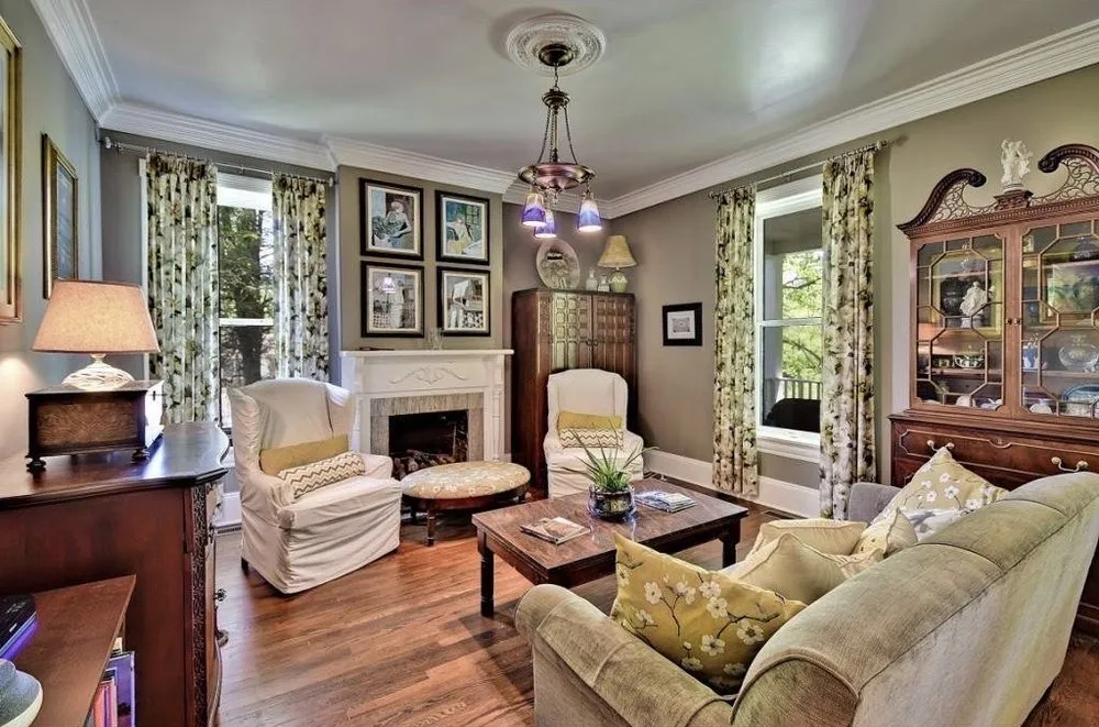 Slide of Ron Black Electric