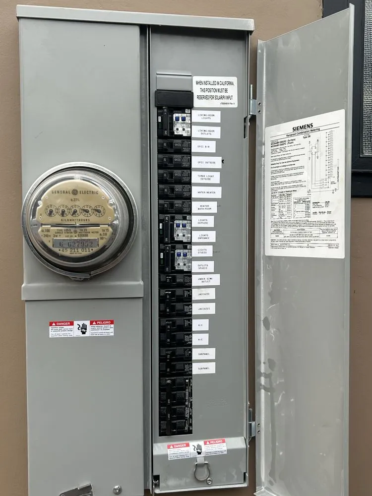 Slide of Ronii's Electric