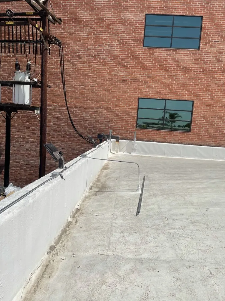 Slide of Ronnie’s Electrical Repairs