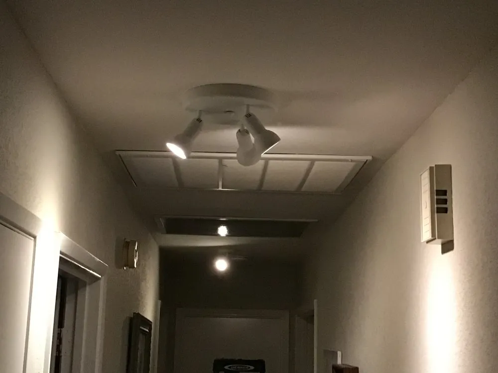 Slide of Ron's Electric Services