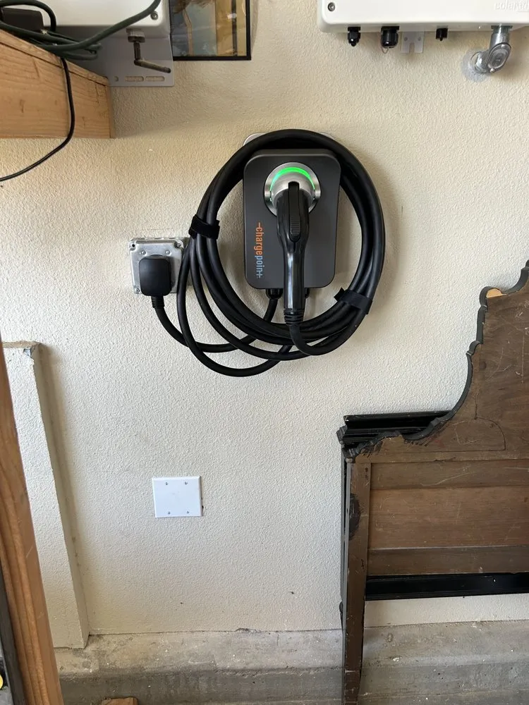 Emergency wiring installation service in ,  - Rooster Electric