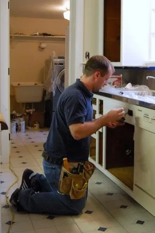 Reliable outlet and switch repair service in ,  - Root Electric Services