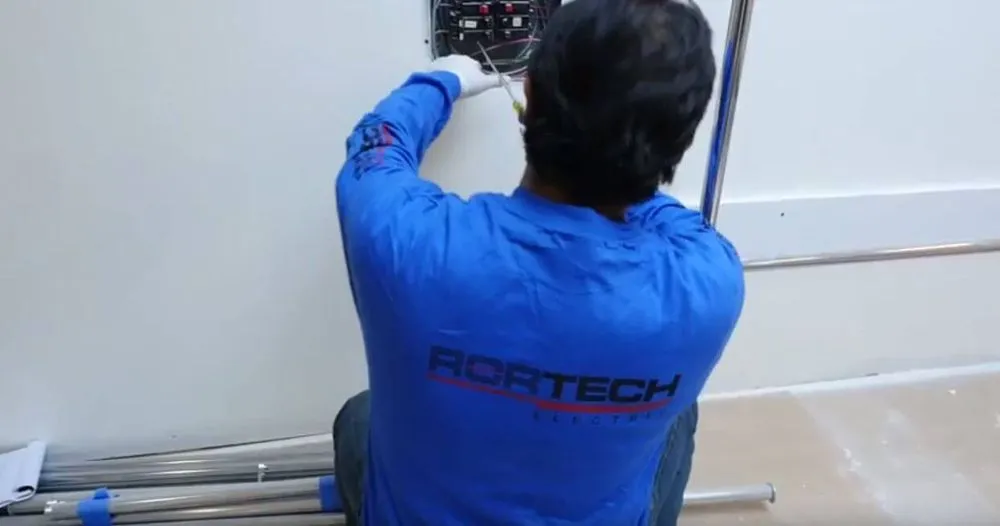 Licensed electrical service for homes in emergency electrical service, by