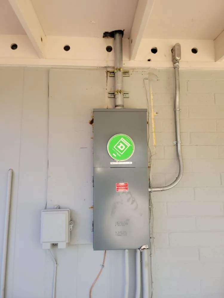 Slide of Rosas Electrical Company