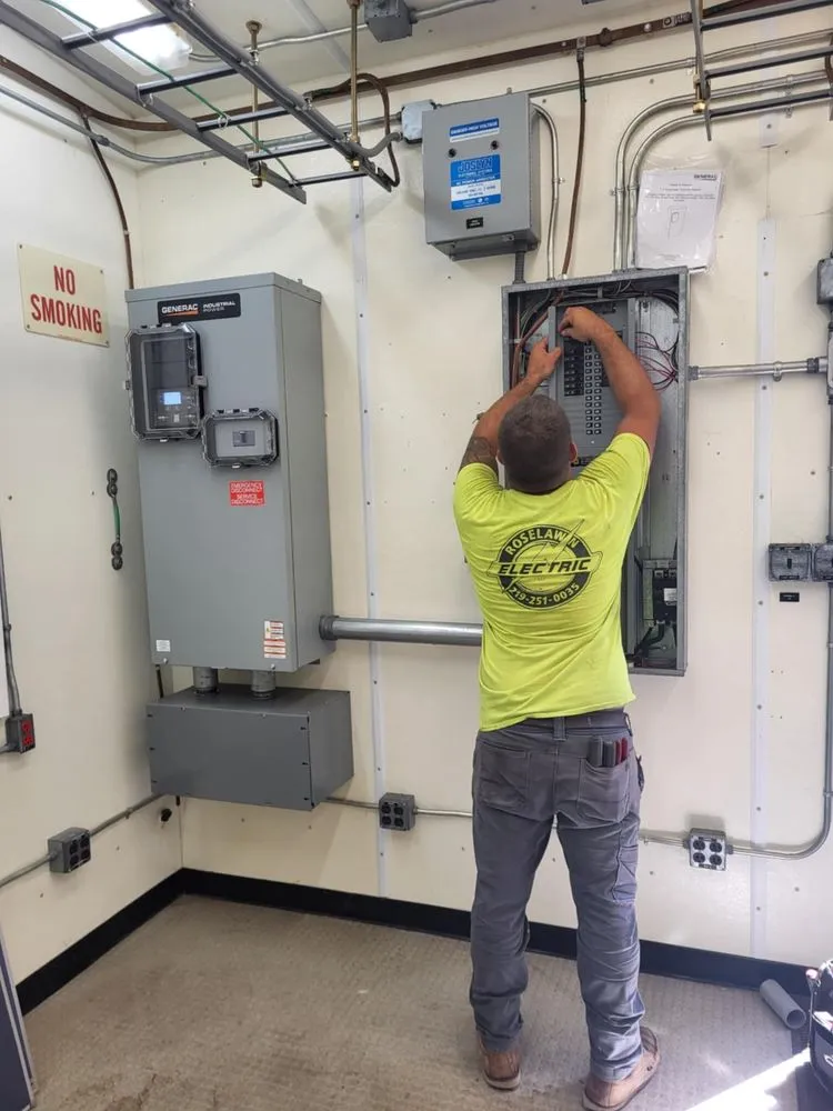 Professional emergency electrical service experts serving Lake Village, IN - Roselawn Electric