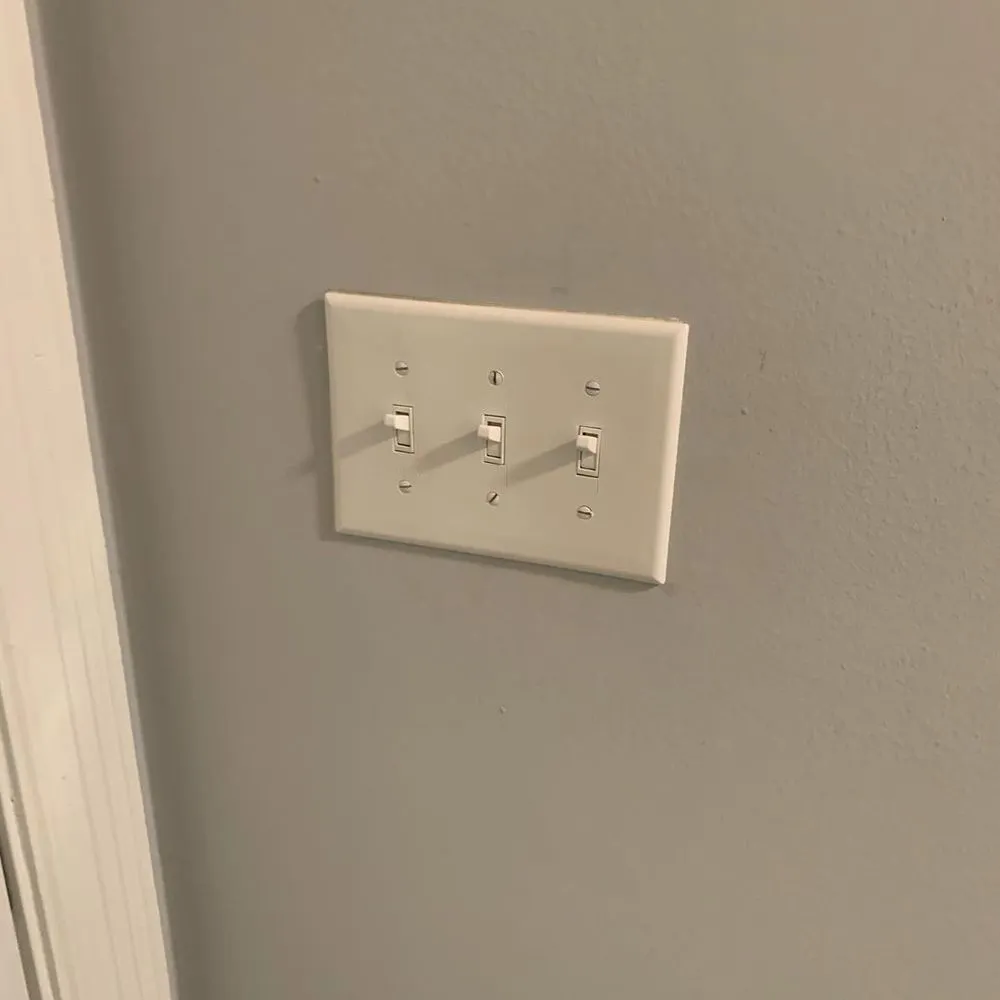 Slide of Rosemoor Electrical Service