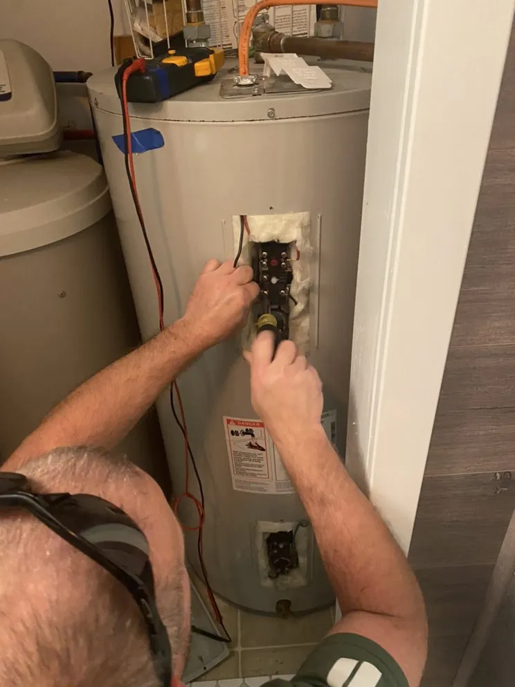 Slide of Ross Contracting