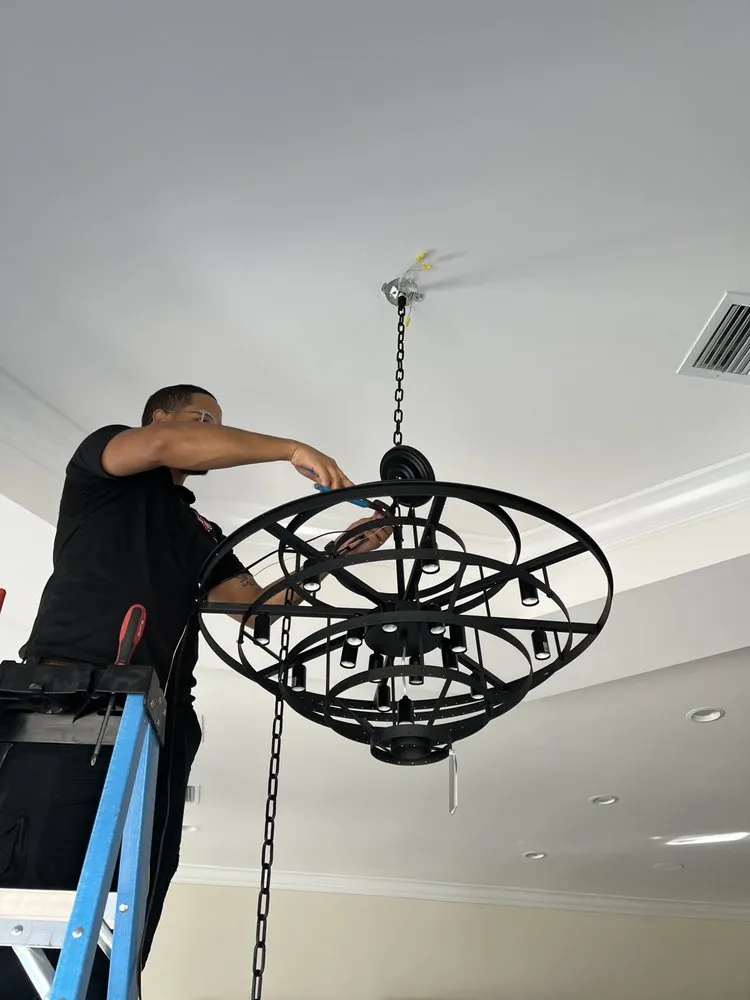 Slide of Rossis Appliances & Electrical Repair