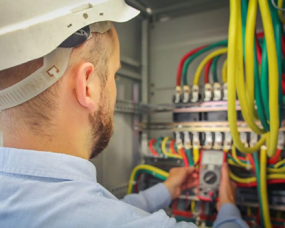 Slide of Rossmoor Electrical Services