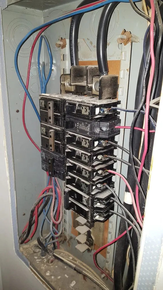 Slide of Rosso Handyman Services