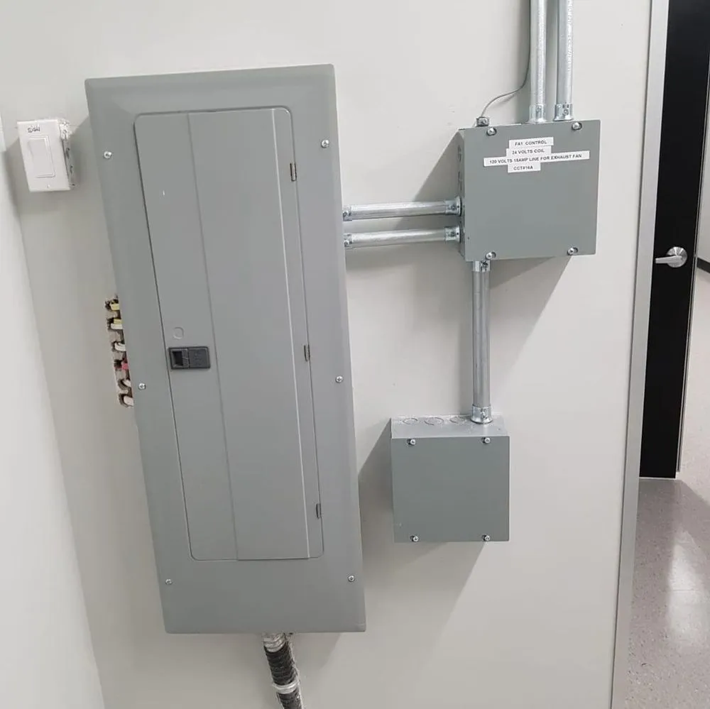 Slide of Rouge Electrician Service