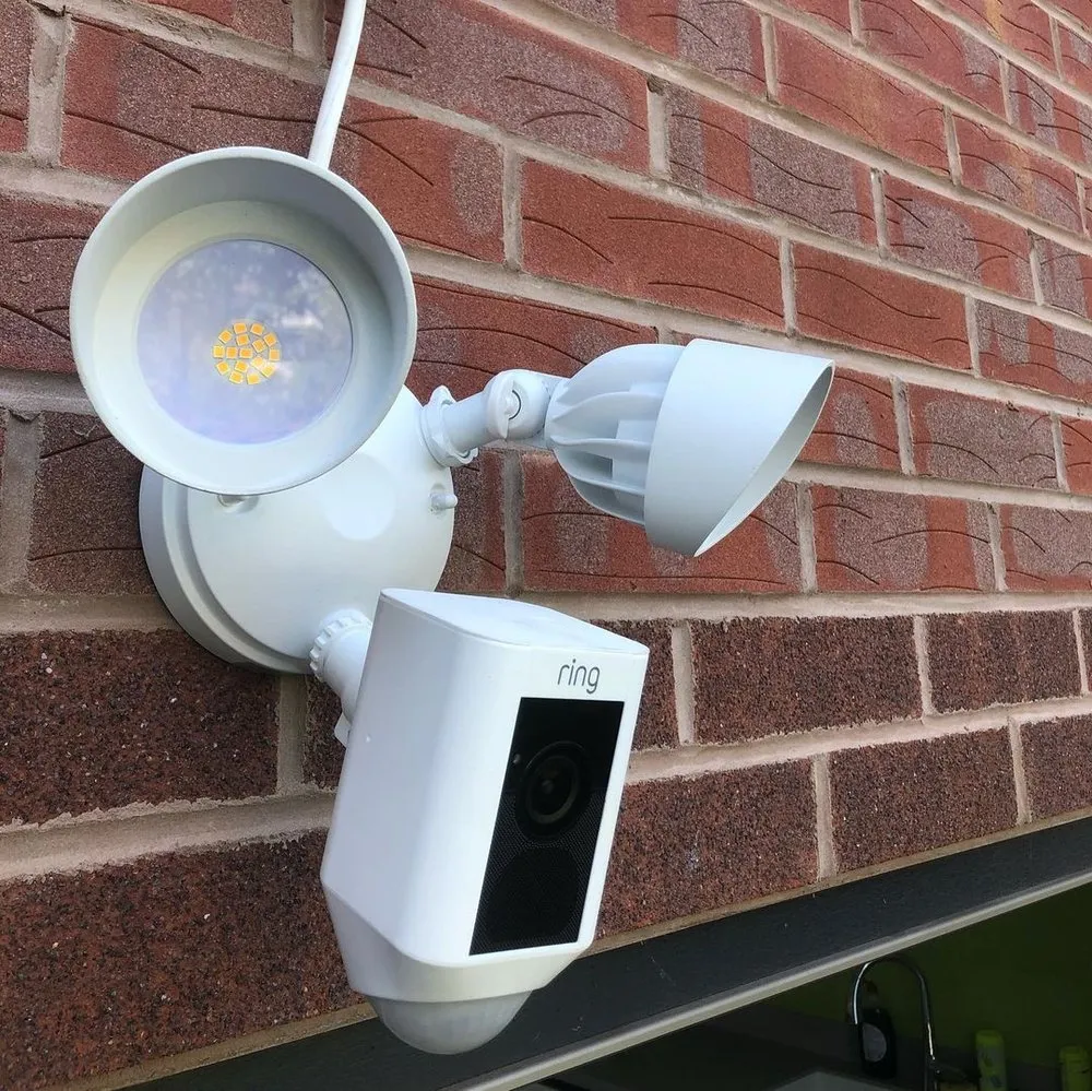 Slide of Rouge Electrician Service