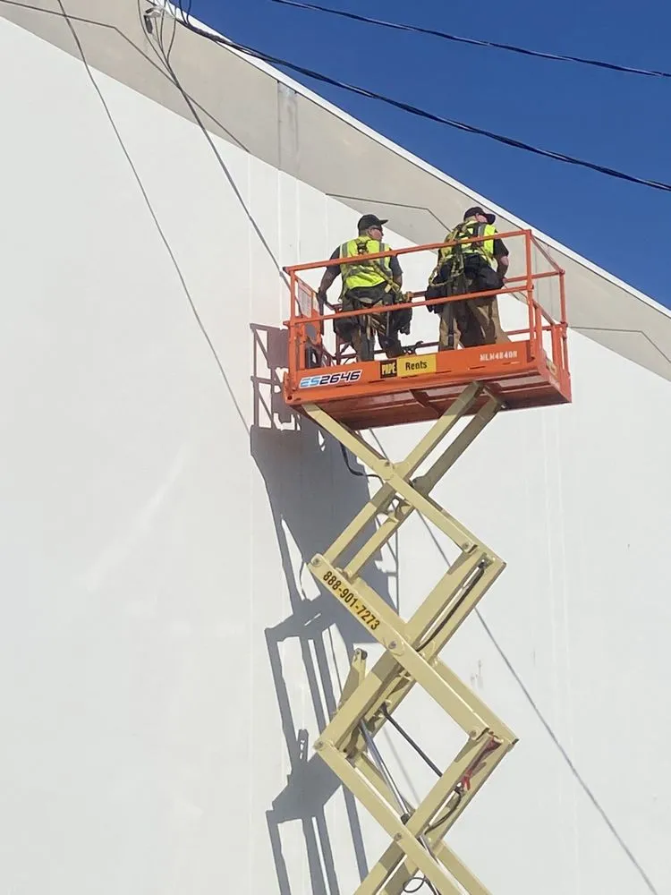 Slide of Rough & Rugged Electric