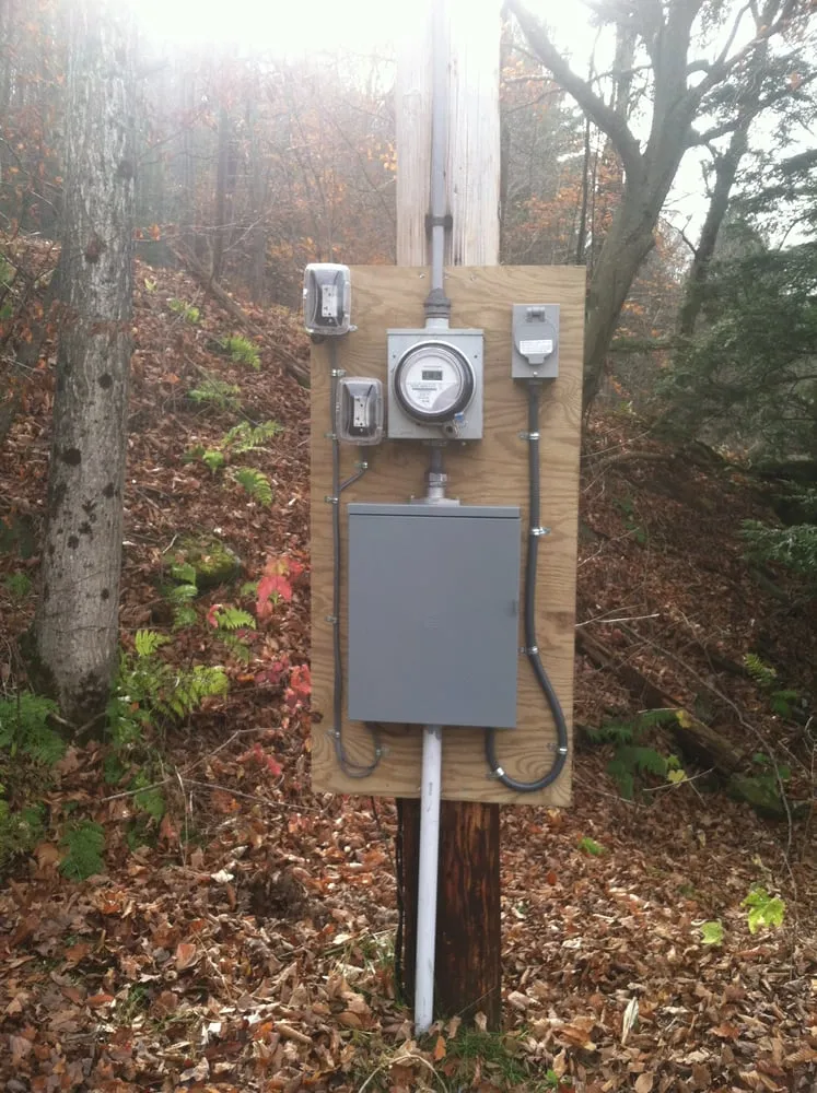 Licensed electrician providing panel upgrade in Round Top, NY - Round Top Electric