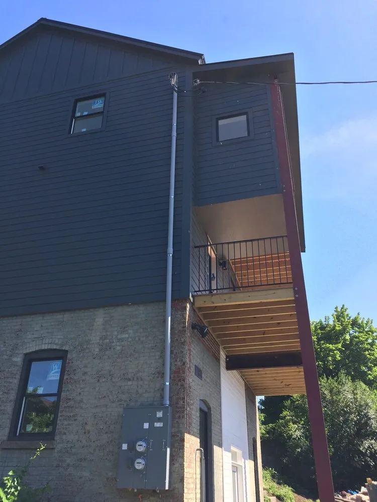 Emergency electrician providing panel upgrade in Round Top, NY - Round Top Electric