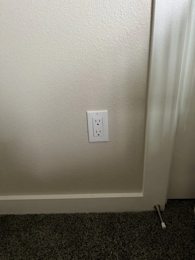 Slide of Roush Construction