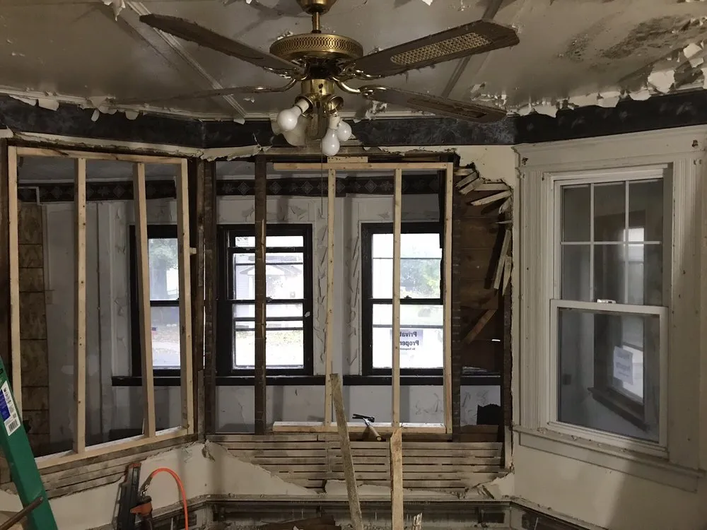 Slide of Roy Home Improvement and Remodeling