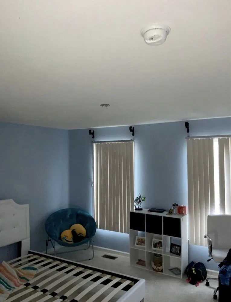 Slide of Royal Electric