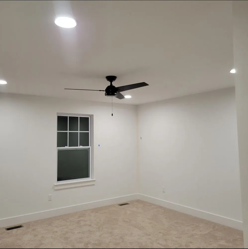 Slide of Royal Electric