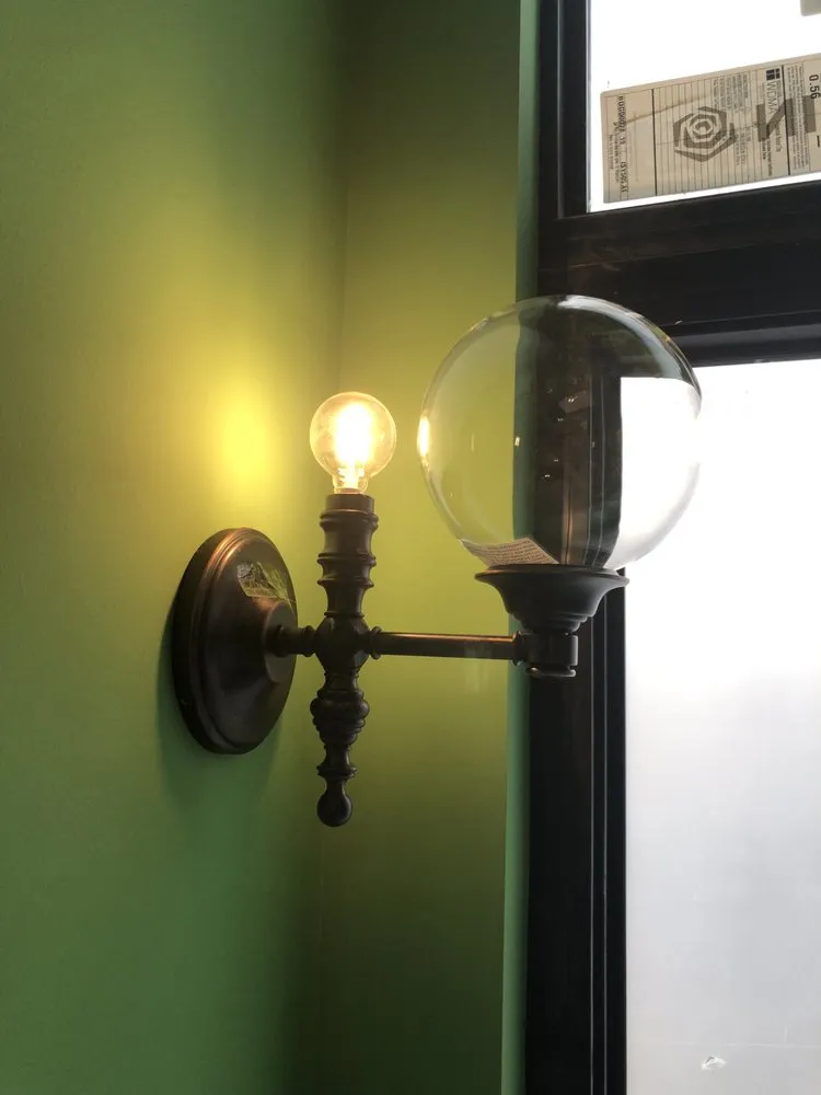 Slide of Royal Electric