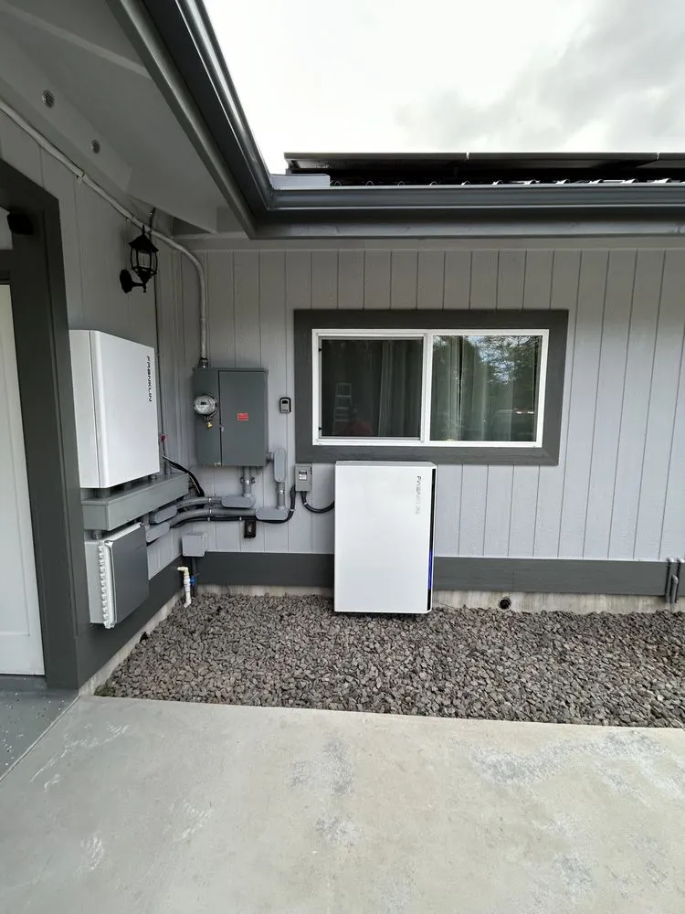 Expert circuit breaker repair in , by Royal Hawaiian Builders