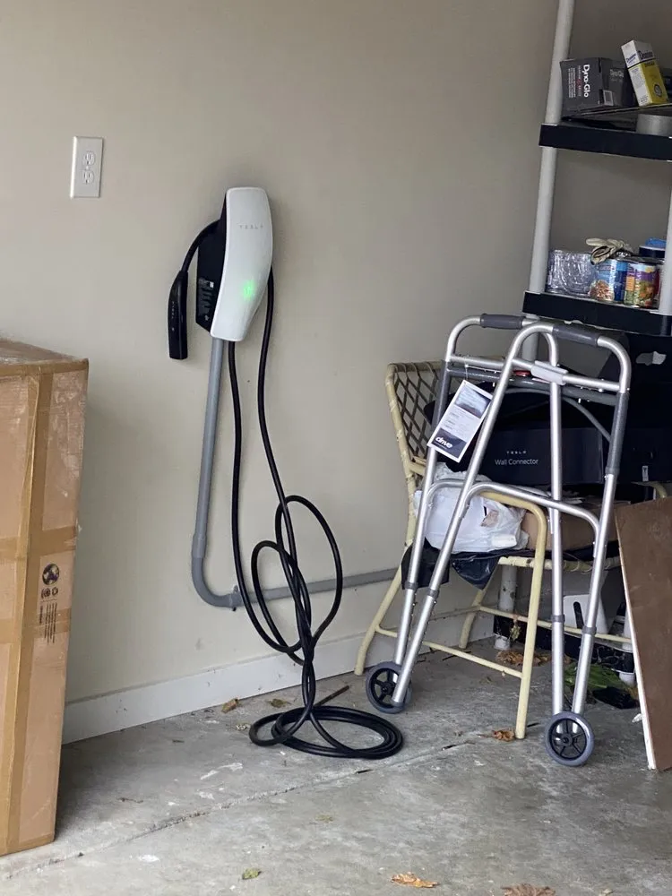 Licensed outlet and switch repair experts serving Glen Mills, PA - Royal Plumbing Heating & Ac