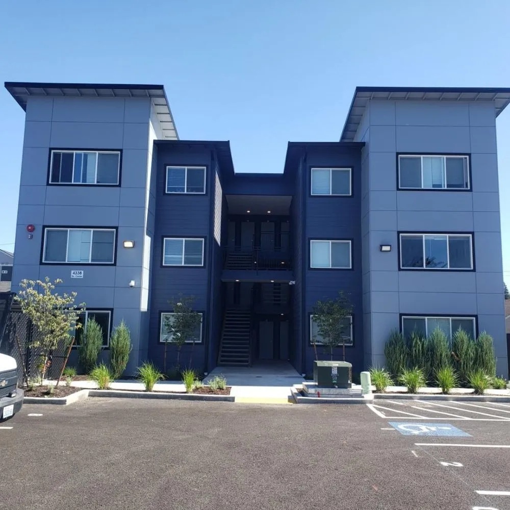 Slide of Roz Electric