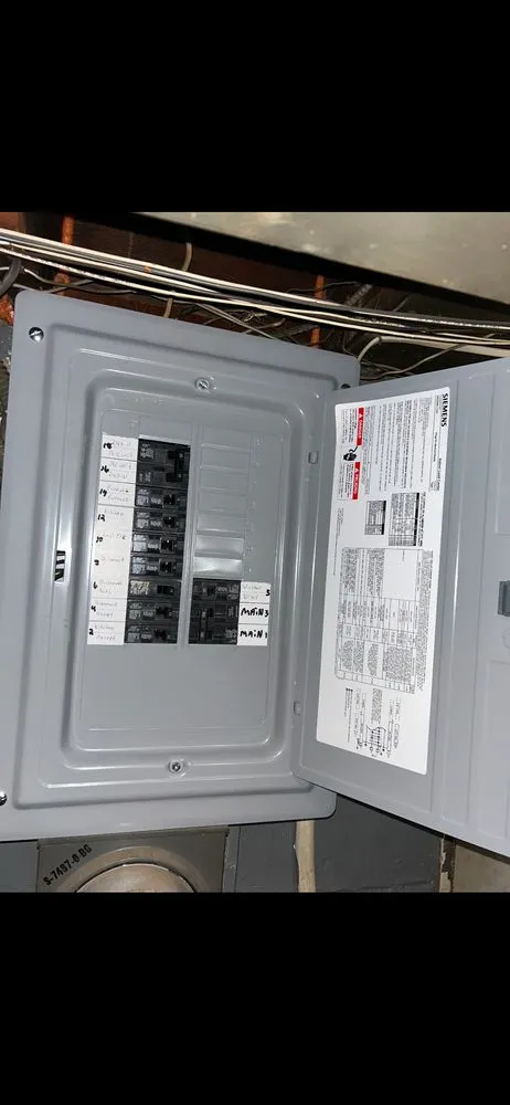 Certified electrical service for homes in lighting installation,  by 