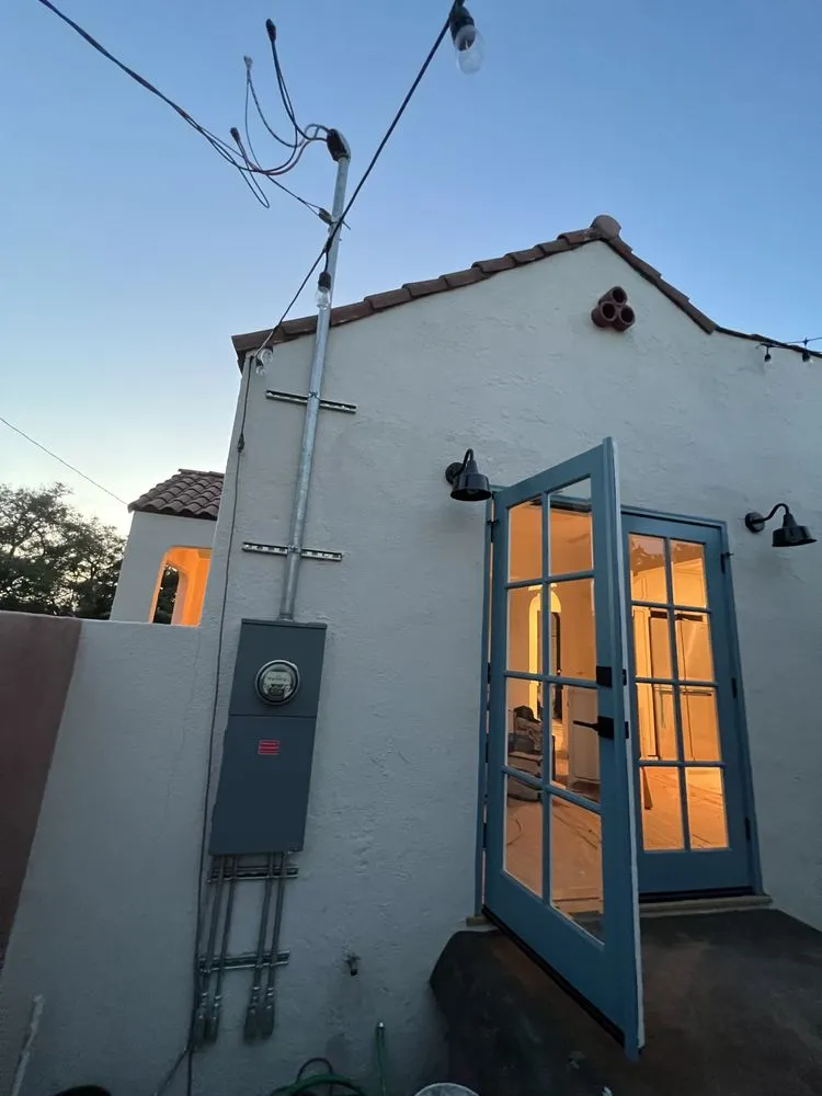 Licensed electrician providing emergency electrical service in San Fernando Valley, CA - RR Electrical Solutions