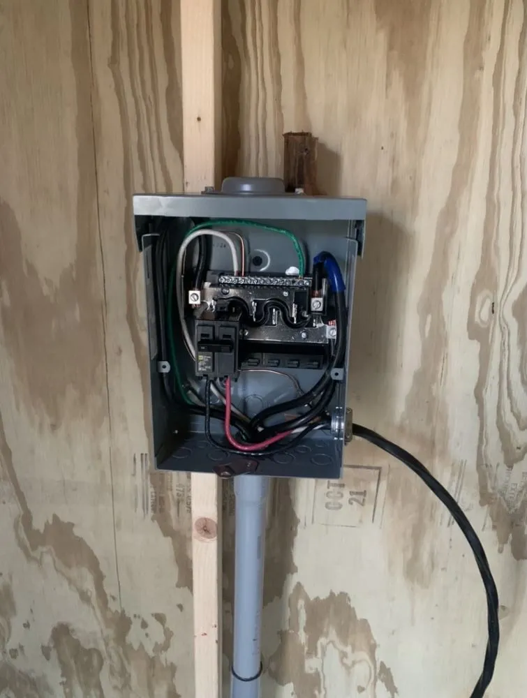Emergency outlet and switch repair experts serving Niota, TN - R&R Handyman