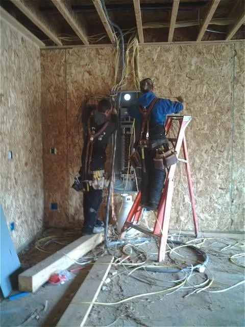 Slide of R&R Ink Electrical Services