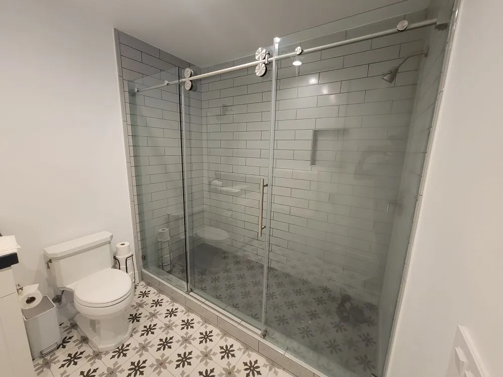 Slide of R&R Innovative