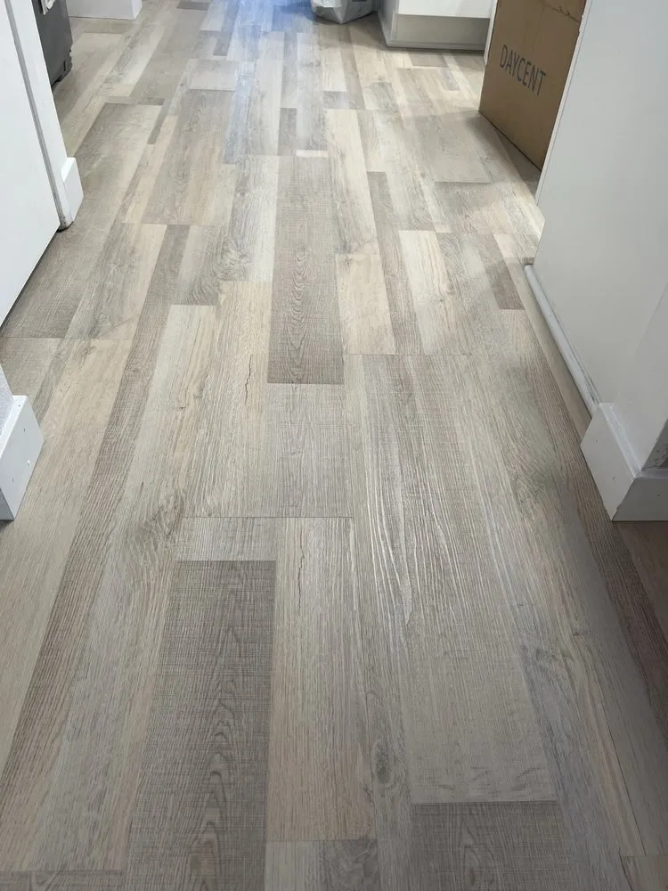 Slide of R&R Innovative