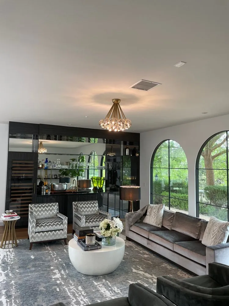 Licensed circuit breaker repair service in Lake View Terrace, CA - RRZ Lighting & Electric