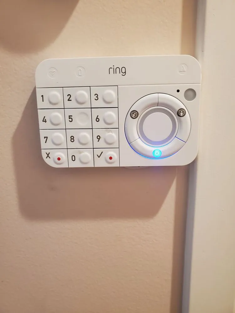 Certified circuit breaker repair in Lake View Terrace, CA by RRZ Lighting & Electric