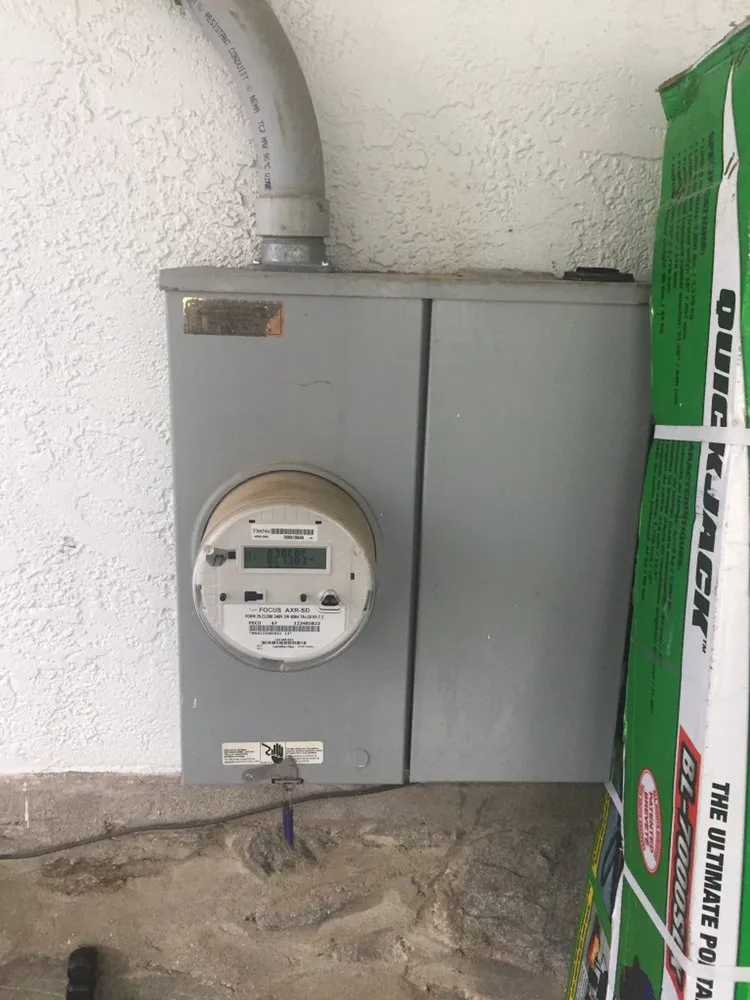 Affordable electrician providing wiring installation in , 