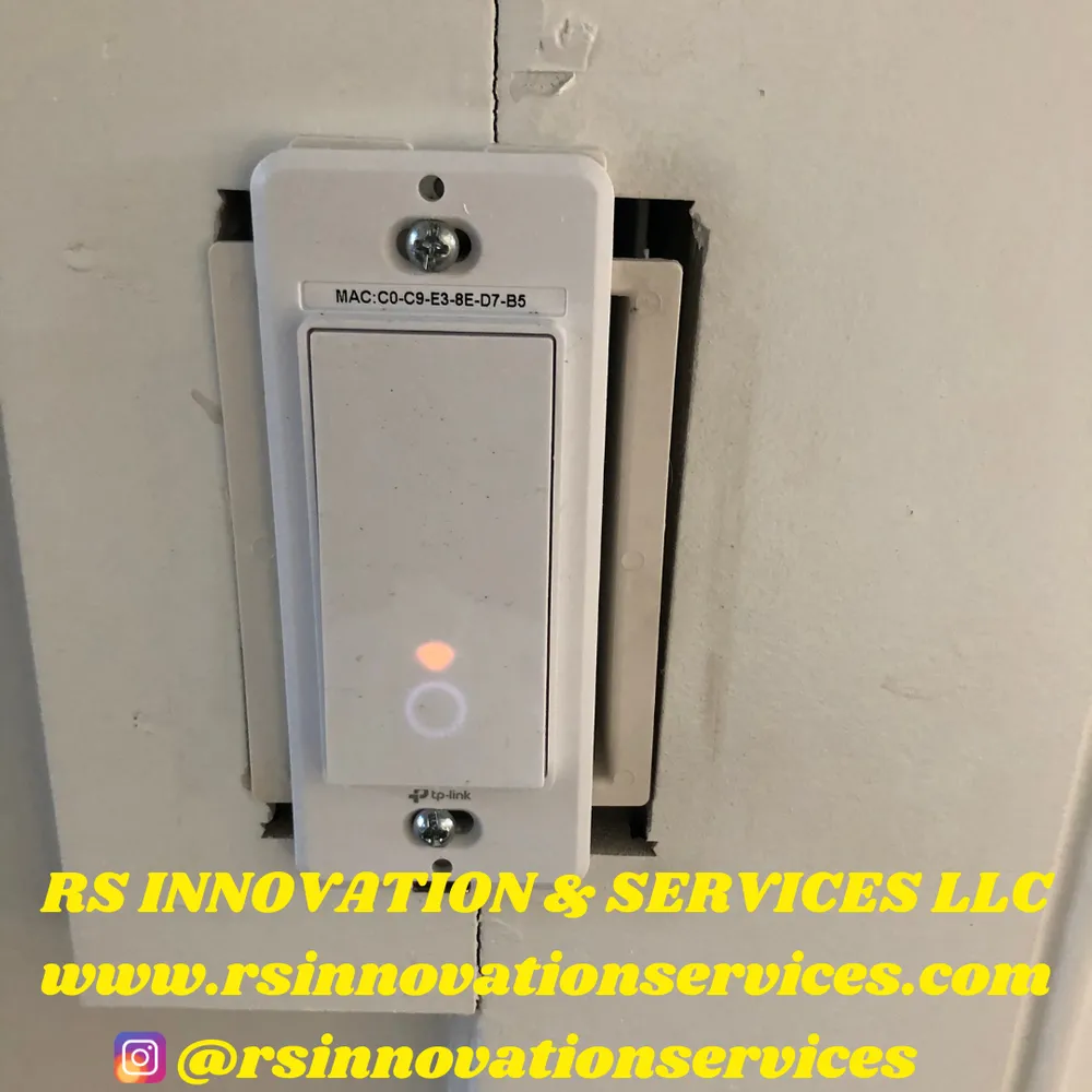 Affordable electrician providing electrical repair in , 