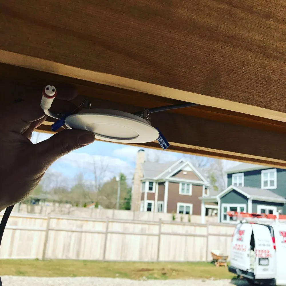 Licensed outlet and switch repair service in ,  - R&T Yoder Electric, Inc. - Westlake