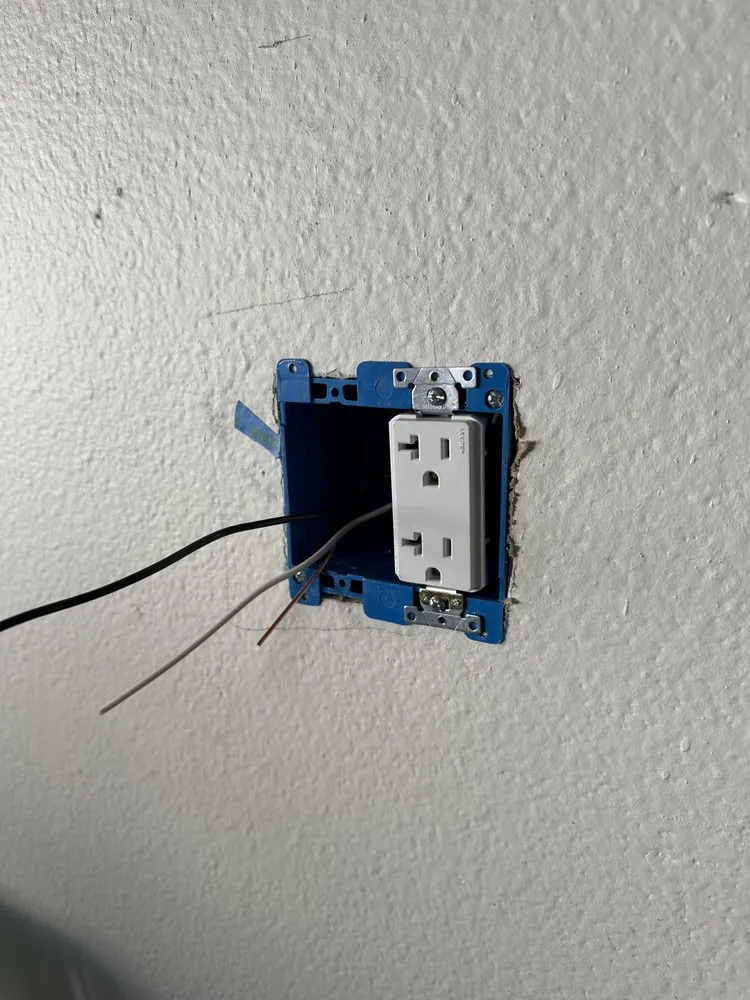 Slide of Ruelas Electrical