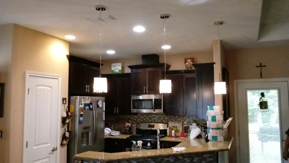 Slide of Ruiz Electric